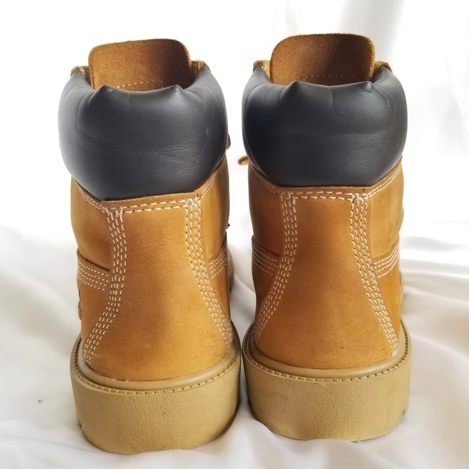 Timberland 6 Inch Premium Waterproof Boot Wheat Nubuck US Big Kid's Size 4 - Image 3 of 4