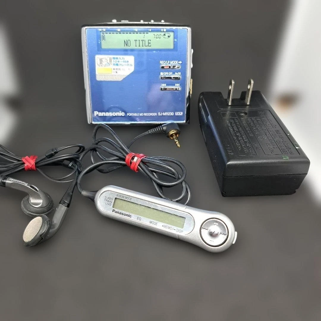 ポータブルプレーヤー Panasonic PORTABLE MD RECORDER Panasonic MiniDisc Recorder Personal MiniDisc Recorders for sale