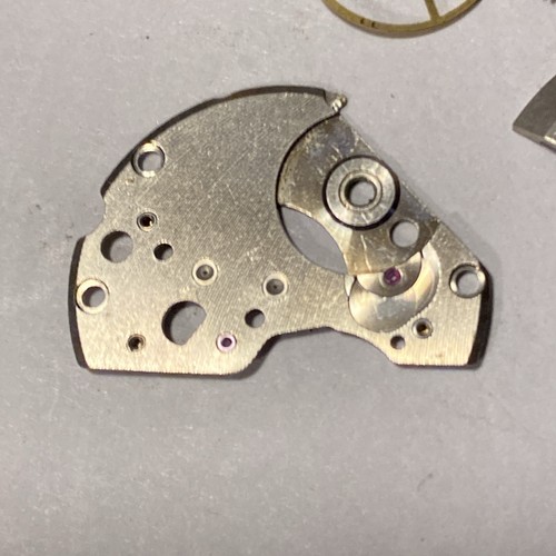 Movimento Seiko Per Ricambi/Riparazione Gioiellato Seiko 6106C Giorno/Data Automatico - Foto 7 di 15