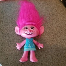 Dreamworks Troll 5 Doll Hug Time Singing Talking Poppy pink 2016 Hasbro Works