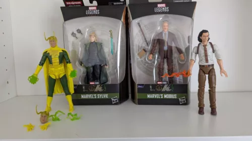 Lote Hasbro Marvel Legends - Figuras de acción Loki, Mobius, Sylvie y Loki clásicas