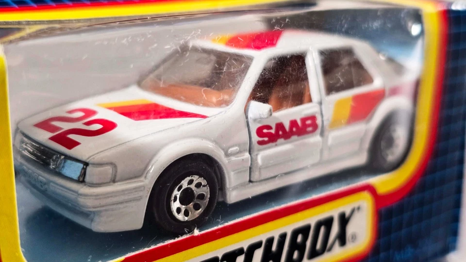 Matchbox 22 Saab 9000 Turbo / 1988 /Unpunched Blue Grid Window Box / Rare / New - Image 4 of 4