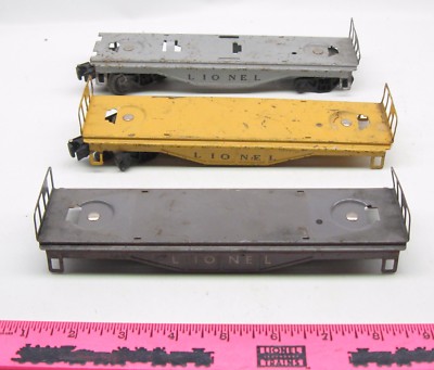 Lionel~ 3 ~ tin plate flat car / working caboose frame 