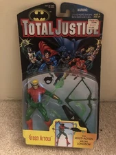 Kenner DC Comics Characters Total Justice Superher GREEN ARROW Toy Action Figure