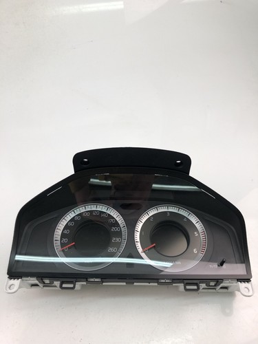 VOLVO V60 Instrument Cluster Speedometer 31270901AA 2014 25065713 - Picture 2 of 4