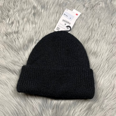 Zara Womens Solid Black Knit Beanie 