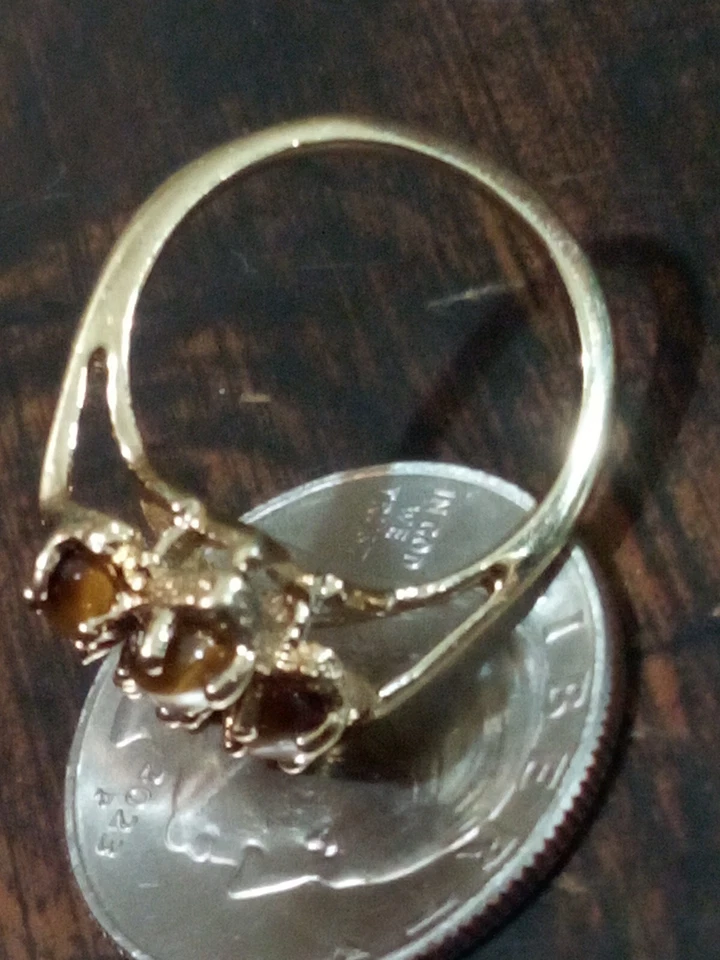 Anillo de cóctel vintage ojo de tigre 14 quilates marcado en buen estado talla 6,5 4 piedras art deco  Foto 3 de 4