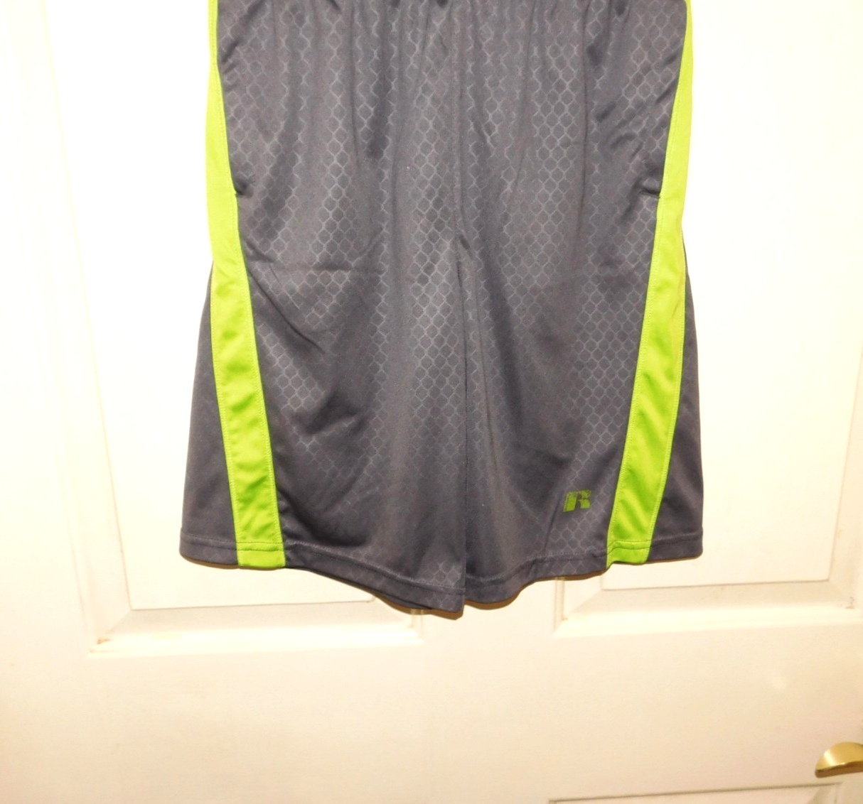 Picture 2 of 4