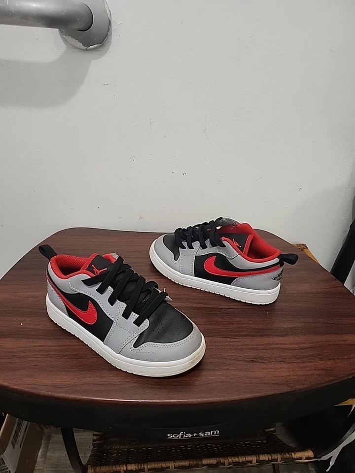 NIKE Air Jordan 1 Low Top Sneaker Toddler Size 1Y Gray Black Red DR9747-060 - Image 2 of 4