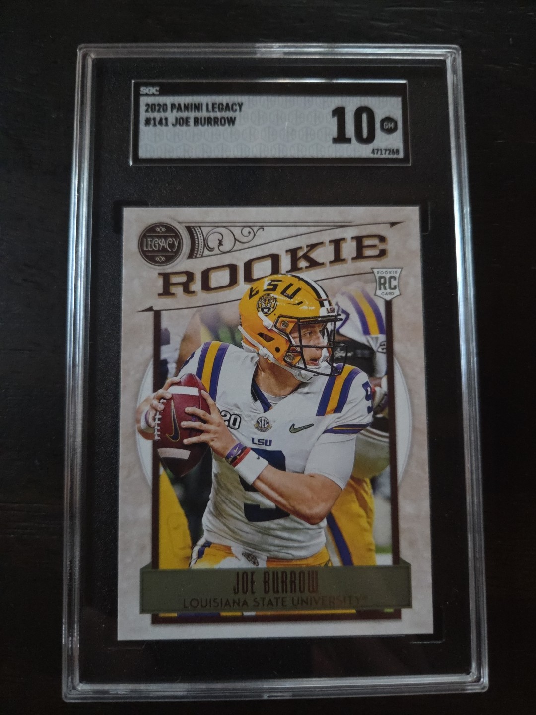 2020 Panini Legacy - Rookies Joe Burrow #141 (RC) PSA 10