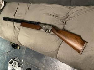 ANCIEN JOUET FUSIL carabine- crosse peinte dorée-Epoque Art Déco