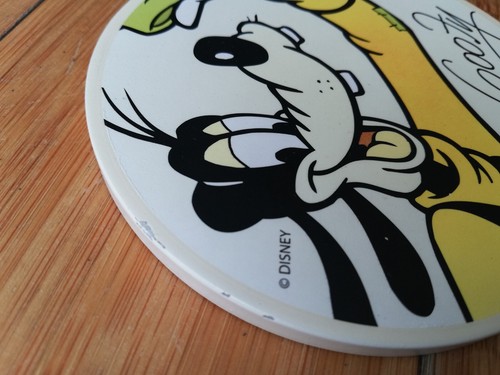 Disney World 4 Coaster Set - Mickey, Pluto, Daffy, Goofy with Holder - Picture 10 of 12