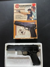 VINTAGE MARKSMAN 1020 20 SHOT BB REPEATER AIR PISTOL DART ORIGINAL BOX