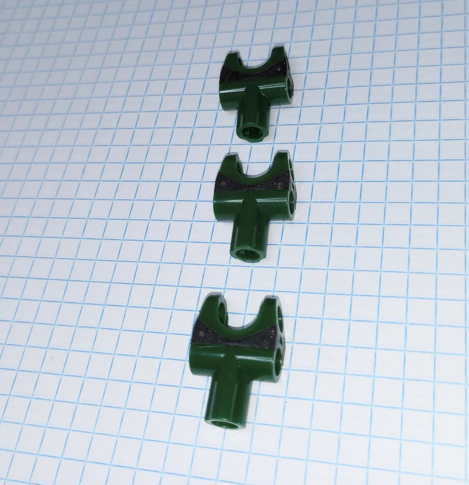 3 pieces Technic 2 by 3 Axle Connector Socket Dark Green and Black Rubber - Image 4 of 4