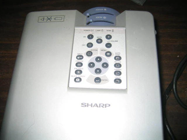 Sharp Notevision XG-C40XU LCD Projector - Image 2 of 3