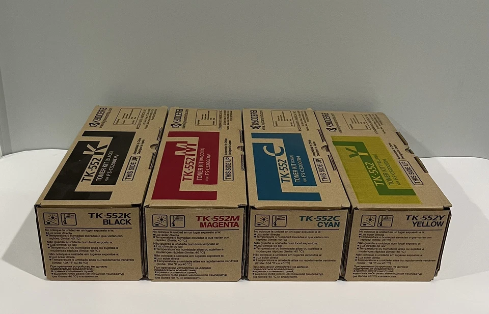 Kyocera Mita TK-552 подлинный тонер набор из 4 KMCY для FSC-5200dn новый - Изображение 2 из 4