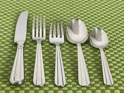 Oneida Community TENNYSON Stainless Glossy Ridges Smart Choice Flatware A102WU