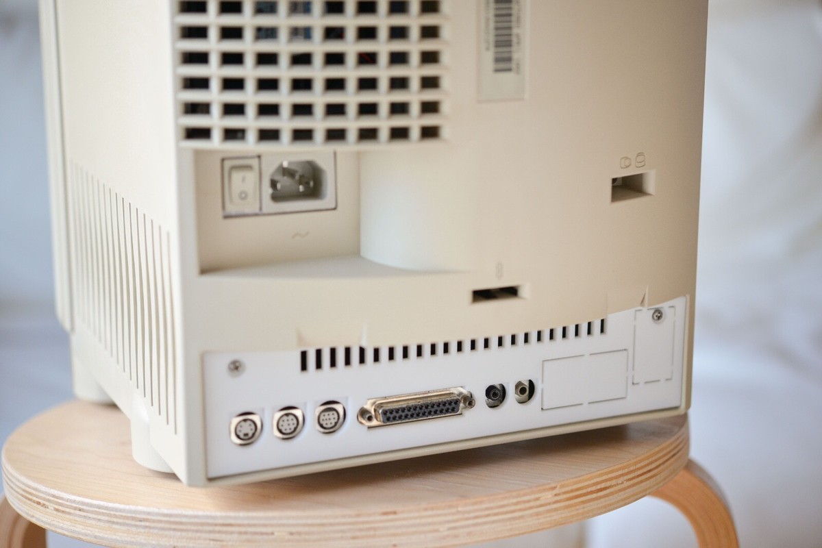 Apple Macintosh Color Classic 