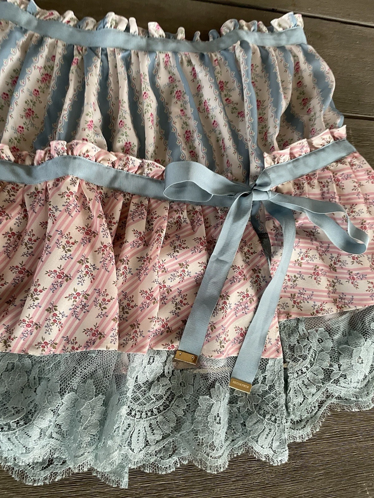 DSQUARED2 minigonna con volant stampa floreale nuova con etichetta taglia 44