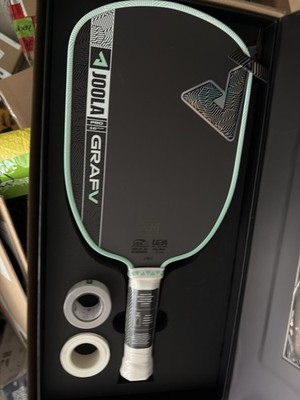 JOOLA Pro V Pickleball Paddle -Size: 16mm Slim Grip Raw Carbon Fiber Style: GRAF
