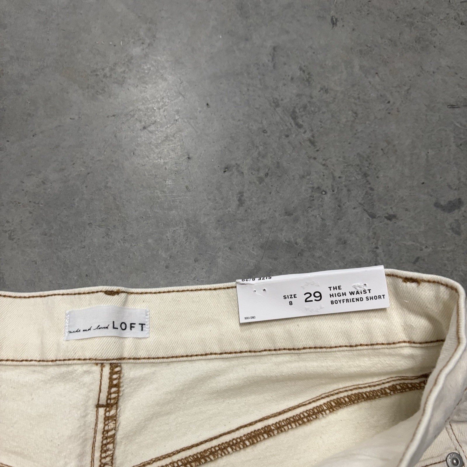 Loft Women's High Waist Boyfriend Shorts Size 8/29 Off White NWT Frayed 5 Inch thumbnail 3