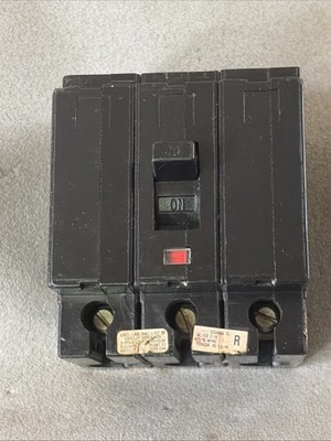 Square D EH34040 40 amp 3 pole Plug in 480 volt Circuit Breaker