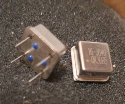 10x Active Crystal Clock Oscillator 16.3840 MHz DIP4 Quadratisch NEU