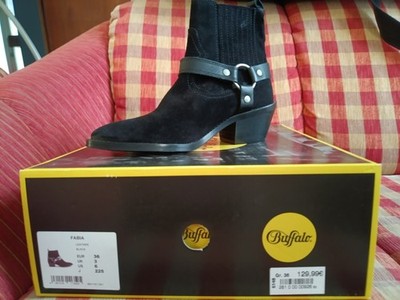 Stiefeletten Schwarz Buffalo