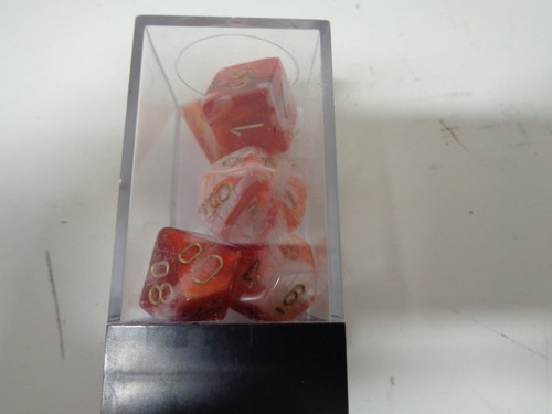 CHESSEX Dungeons & Dragons CHX 26443 Red White Gold OOP Polyhedral Dice Set - Picture 4 of 4