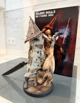 Gecco Silent Hill Red Pyramid Thing Figur 1:6 PVC 33 cm (01585)