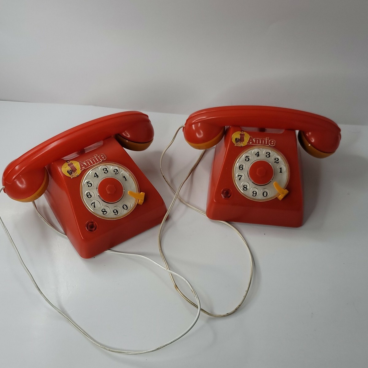 Vintage 1982 mehanotehnika annie play phone..Art 031 Art 029