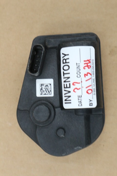 2016-2022 Chevrolet Camaro SS- # 82209069 Exhaust Muffler Actuator  