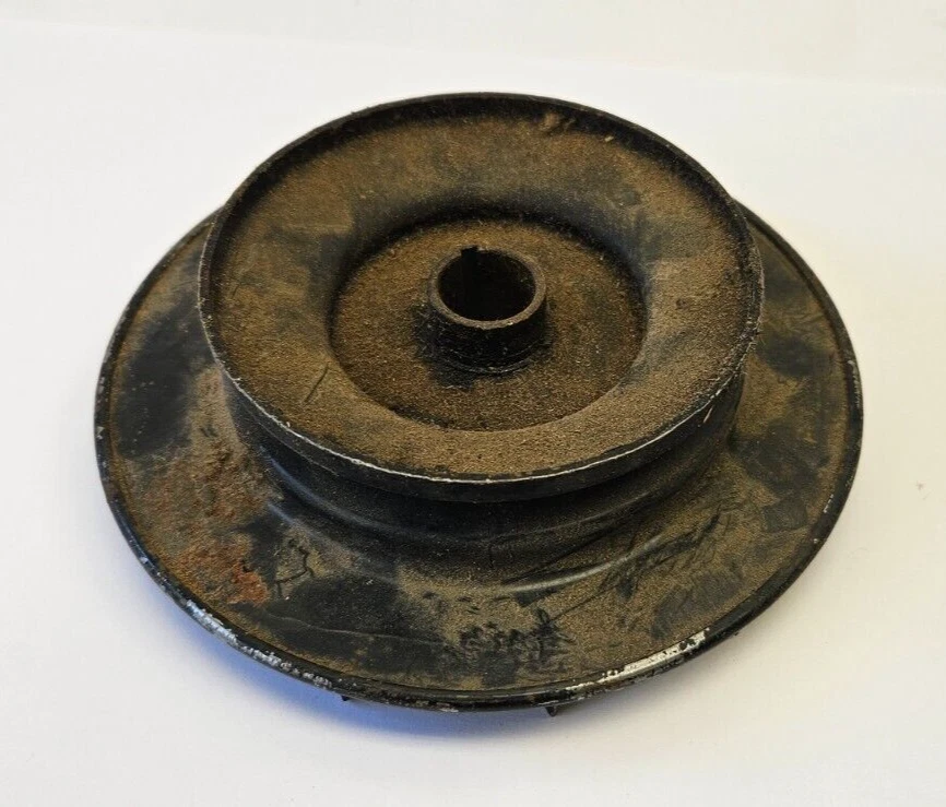 Chrysler Windsor New Yorker 1955-1956 polea generador 1345973 nuevo de stock Foto 4 de 4