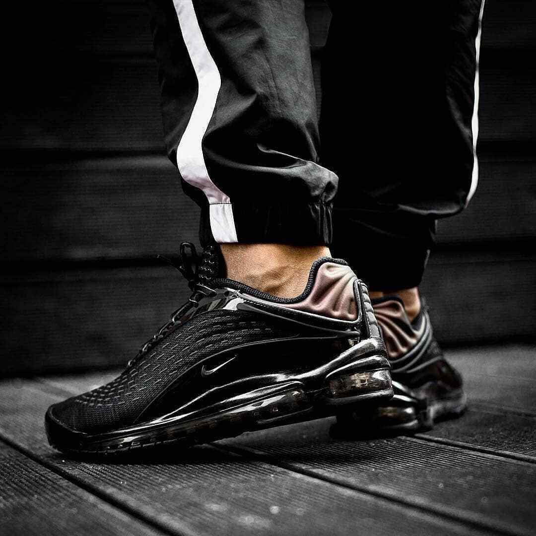 NIKE AIR MAX DELUXE SIZE 3.5 EUR 36 (AV2589 001) BLACK NIKE AIR MAX DELUXE SIZE 3.5 EUR 36 (AV2589 001) BLACK