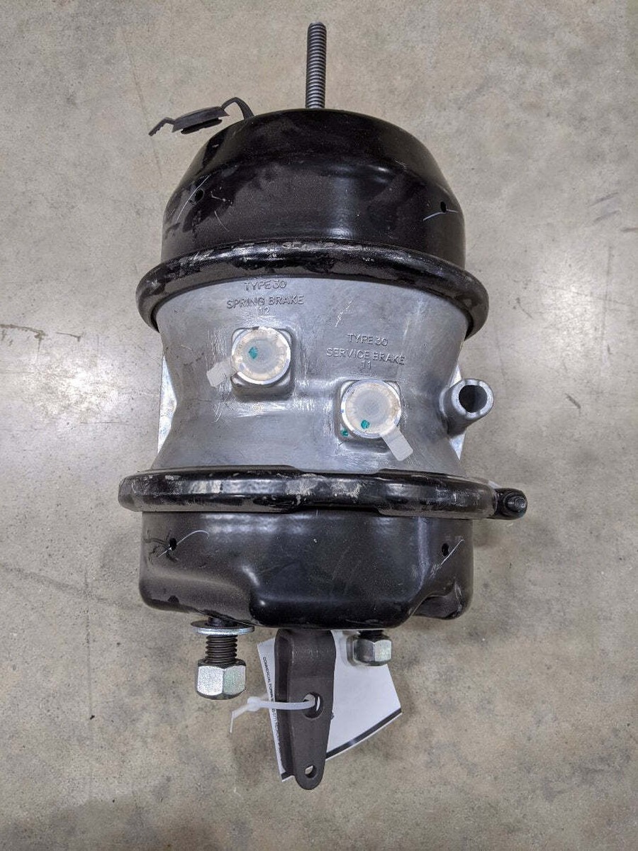 パル Amazon.com: Haiyazhma Brake Master Cylinder 8-98032603-0