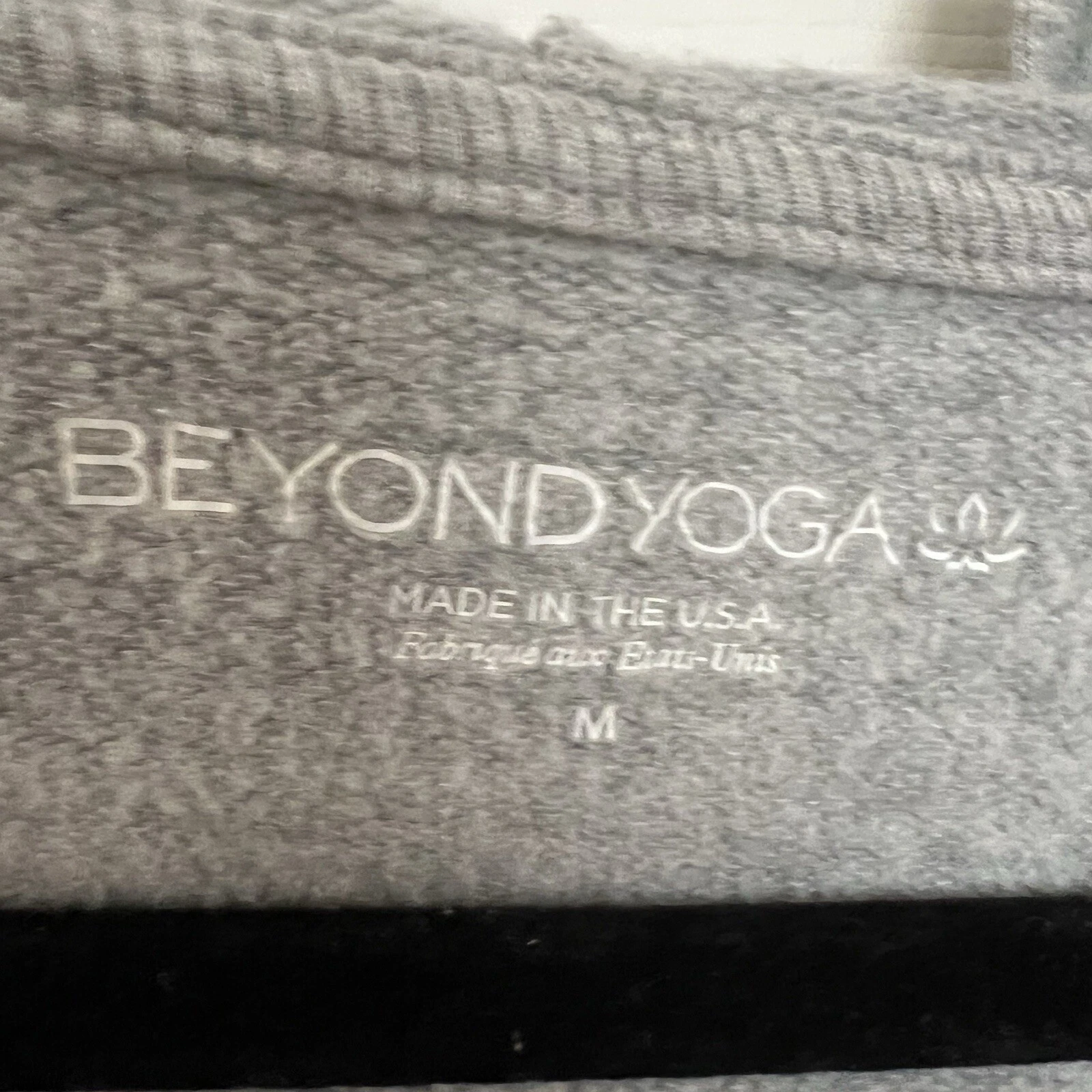 beyond-yoga fly away soft long sleeve athleisure hoodie
