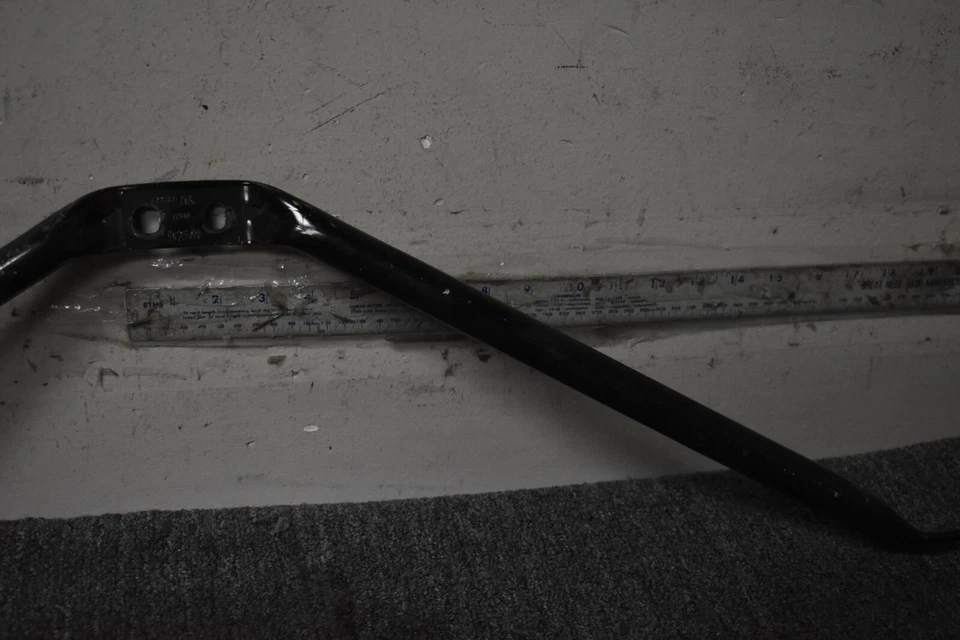 BMW 540I 2020 soporte central del radiador OEM de fábrica Foto 3 de 4