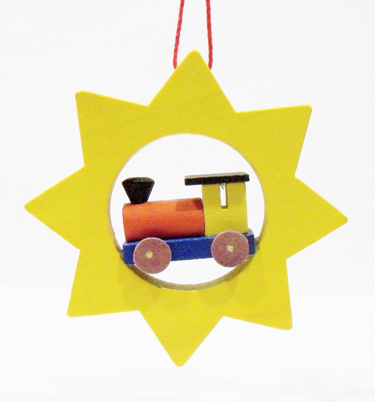 Erzgebirge Germany Train Engine in Star Wood Wooden Ulbricht Vintage Ornament