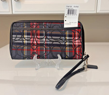 Coach Soho Tartan Large Zip Wallet F44126 with Unattached Tag