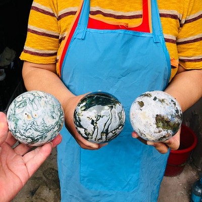 5.58LB 3pcsNatural aquatic plant agate crystal ball, water grass moss agate ball