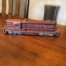 N Life-Like GP18 Diesel Loco Train No.7110 Rock Island RI #1347.