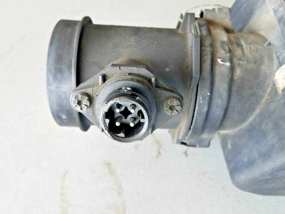 Caja de filtro de filtro de aire OEM con sensor MAF 13711742119 para BMW 740i 74 1997-1998 Foto 3 de 4