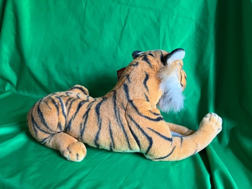 Great toys Inc- Tiger 28 In Long (Paw to End of Tail) Stuffed Animal - 第 4/8 張圖片