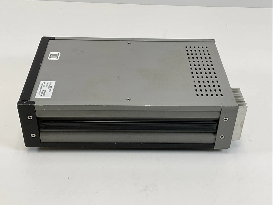 Contador de frecuencia de microondas SYSTRON DONNER 6530 26,5 GHz Foto 4 de 4