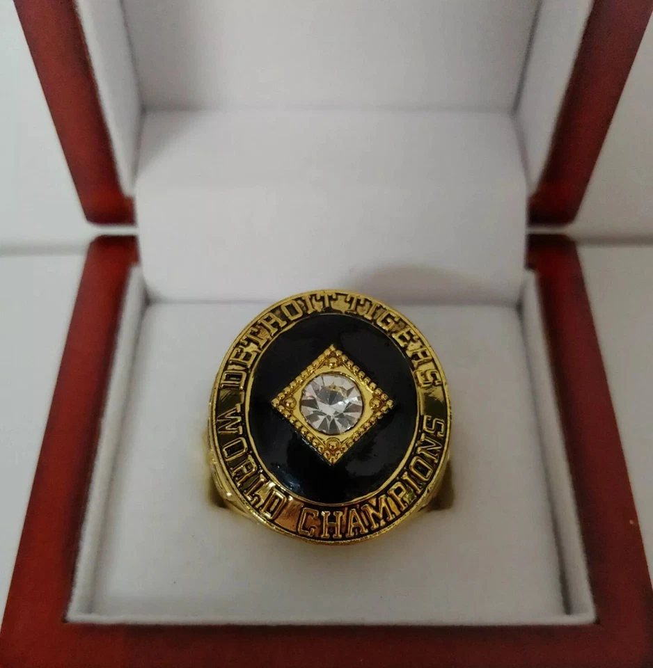 Anillo Al Kaline - Serie Mundial Tigres de Detroit 1968 con caja de exhibición de madera Foto 4 de 4