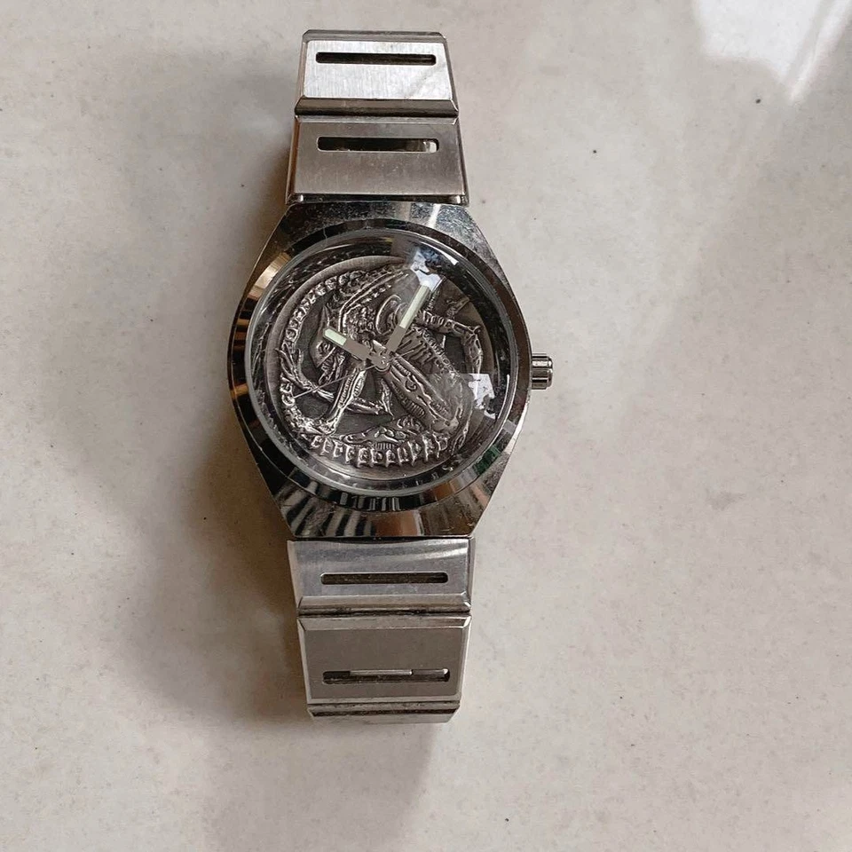 GIGER ALIEN Fossil Watch Resin Egg Display Used - Image 2 of 3