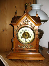 Sehr schöne H.A.C.  Nr. 3052 Kaminuhr Tischuhr  Pendeluhr antik, aus Sammlung