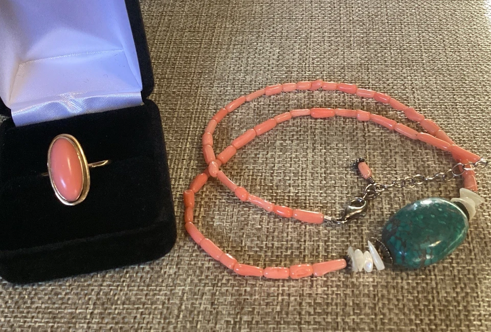 14K Solid YG Vintage Angel Skin Coral Oval Ring,Sz 7 1/4”, Matching Necklace 17” - Image 4 of 4