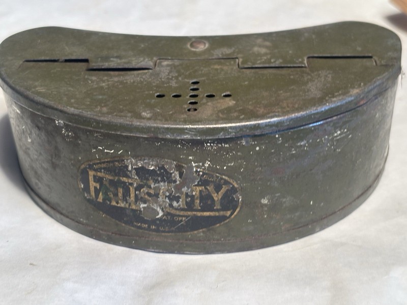 Vintage Falls City Metal Bait Bucket Box Olive Green Hinged Lid Fishing Tackle