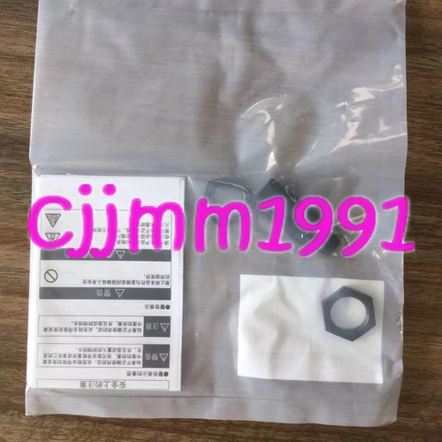 1PC OMRON E3FA-RP21